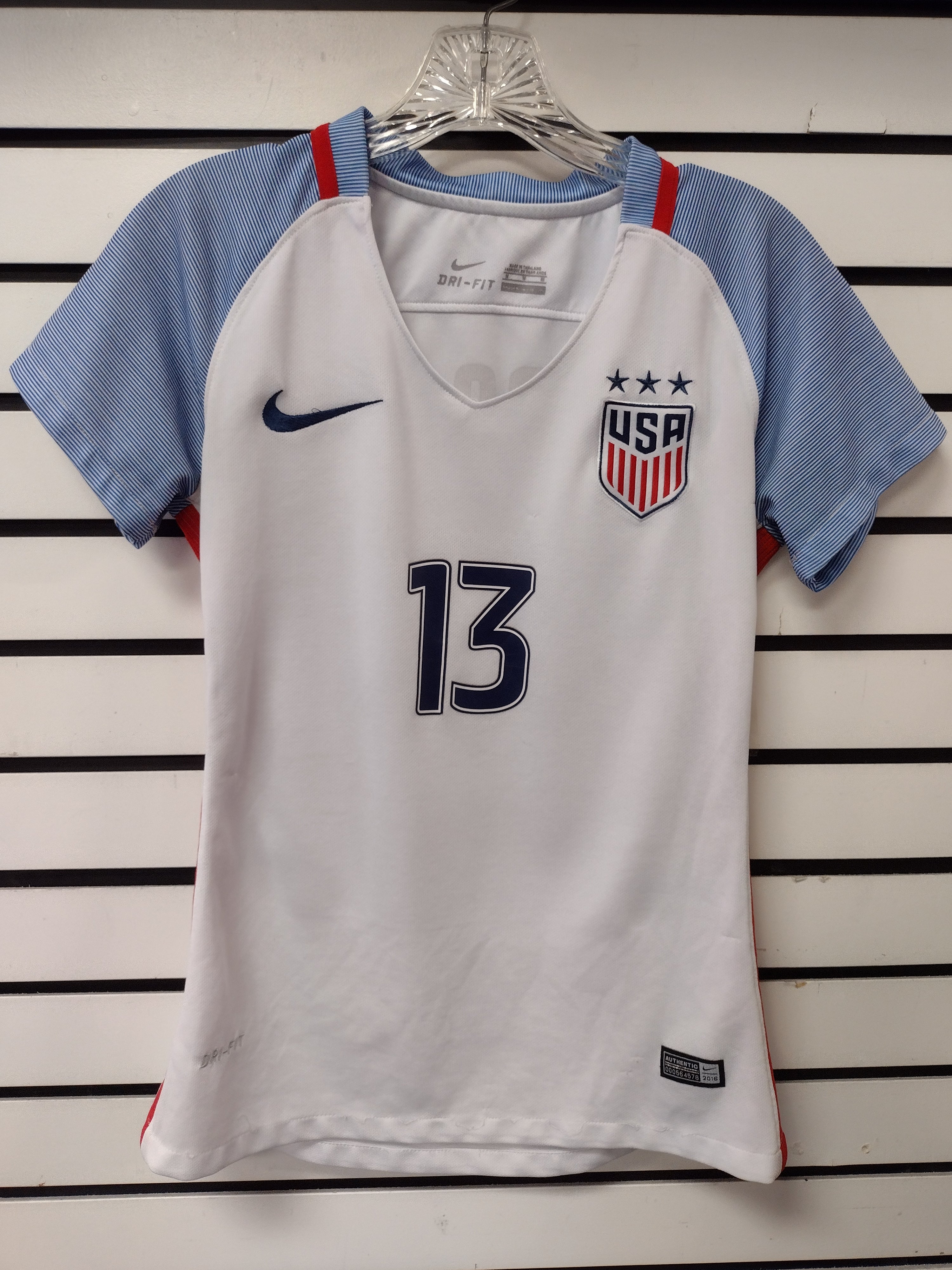 Alex Morgan USA Jersey Nike  Ladies Medium  *** this is a vintage used jersey***