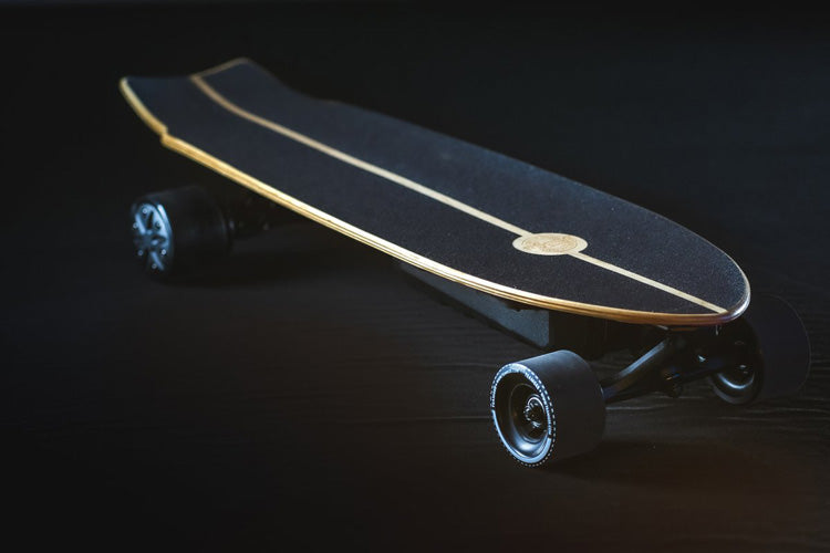 Teamgee H20 MINI 900W Dual Motor Electric Skateboard with Kicktail 15