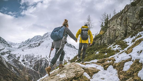 So bleiben Sie beim Wandern bei kaltem Wetter warm