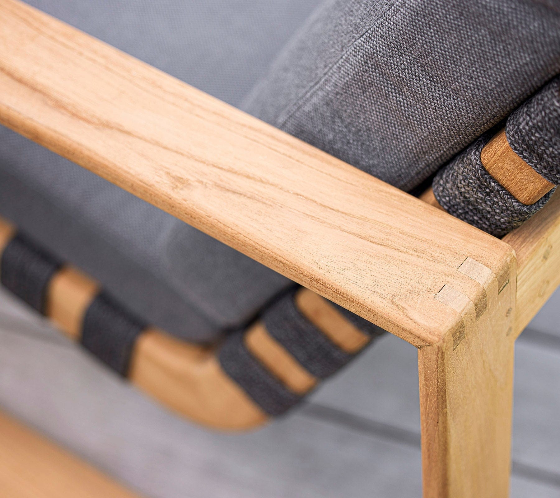 Cane-Line - Endless Soft highback chair incl. grey Airtouch cushion set - Teak | 54503TAITG