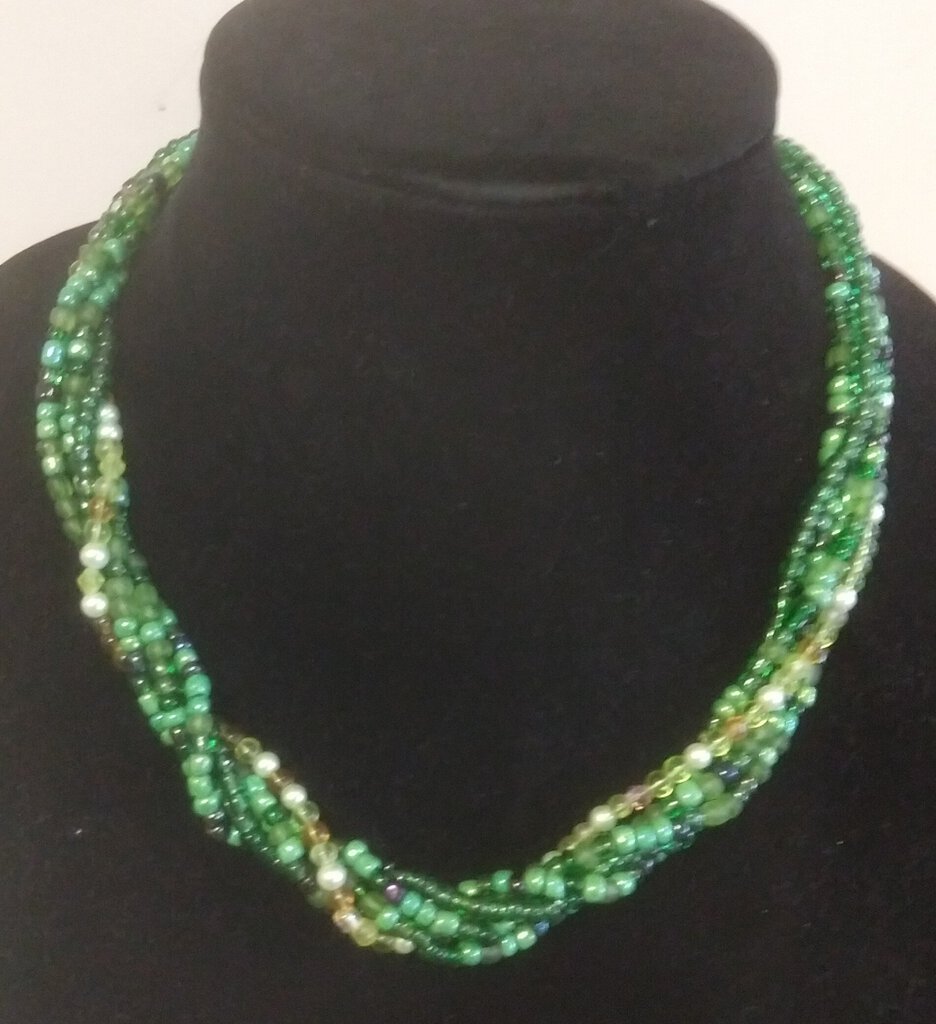 Green Twisted Beads Necklace