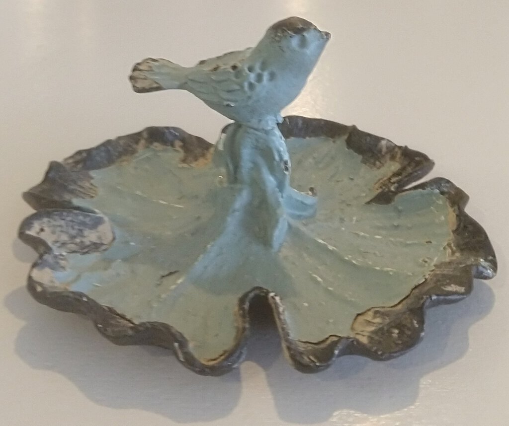 NEW Distressed Iron Bird on Lily Pad Trinket Tray