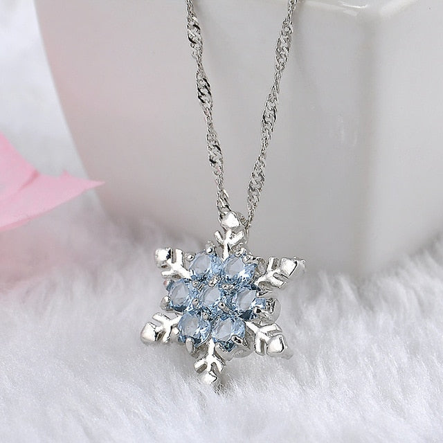 Charming Snowflake Blue Zircon Crystals Silver Necklace