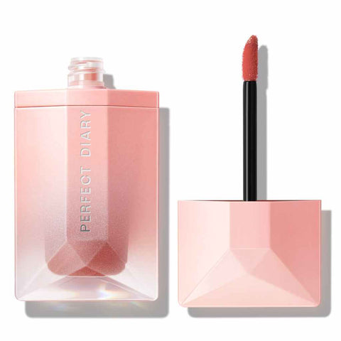 eaving behind a soft tint that lasts