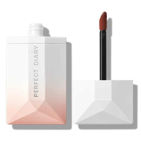 collection delivers cute colour for ultra-smooth, kissable lips