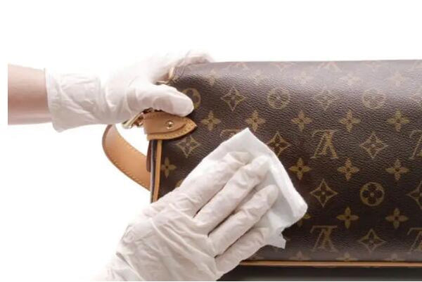 vuitton leather cleaner