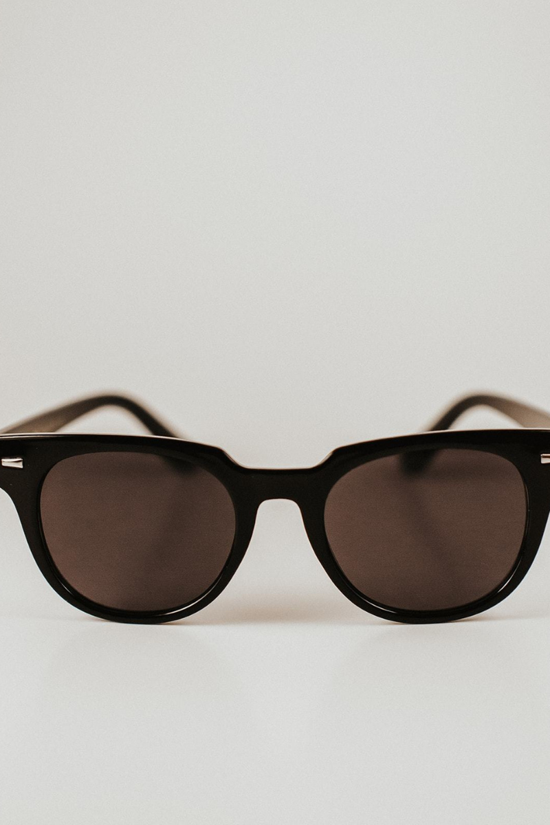 willa wayfarer sunglasses