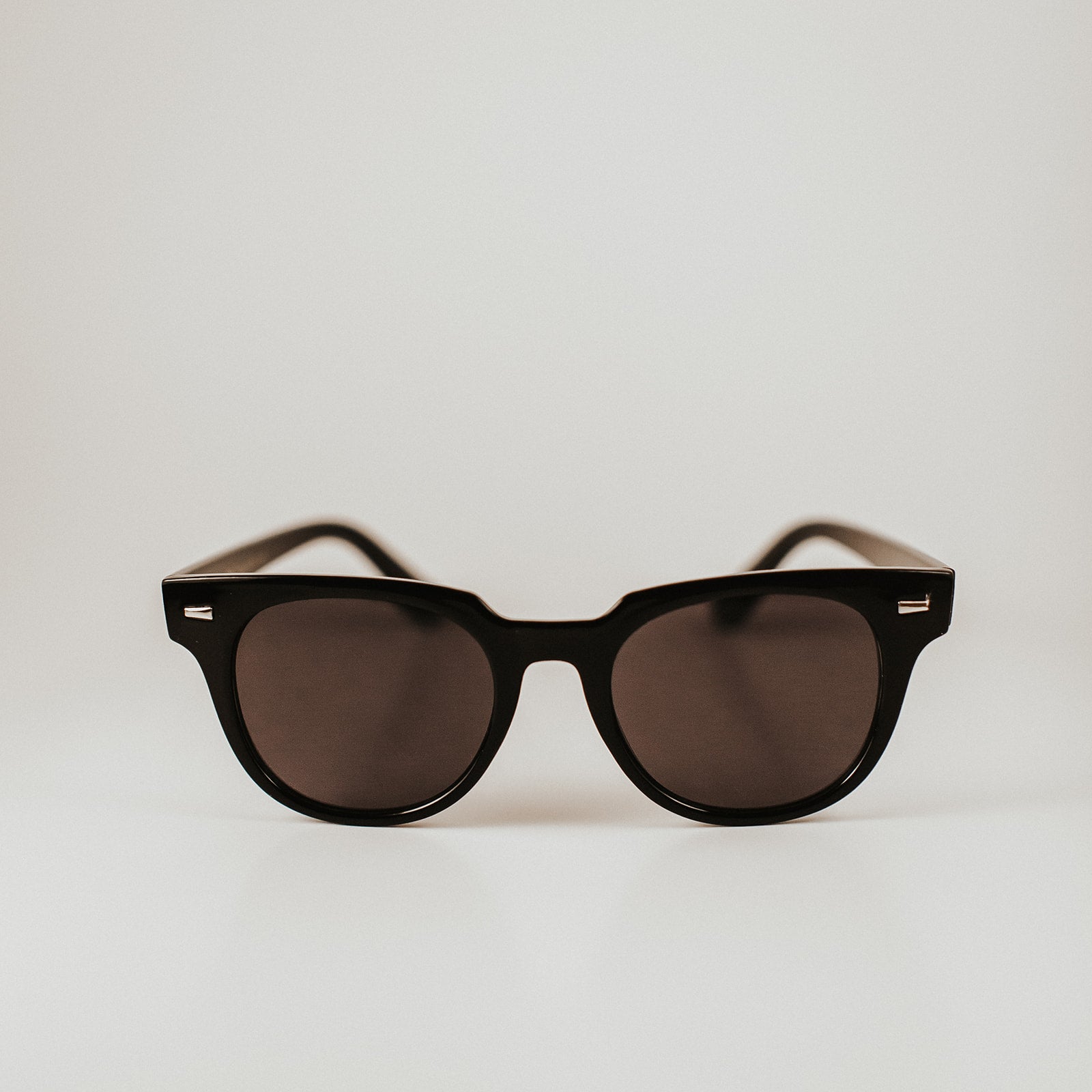 willa wayfarer sunglasses