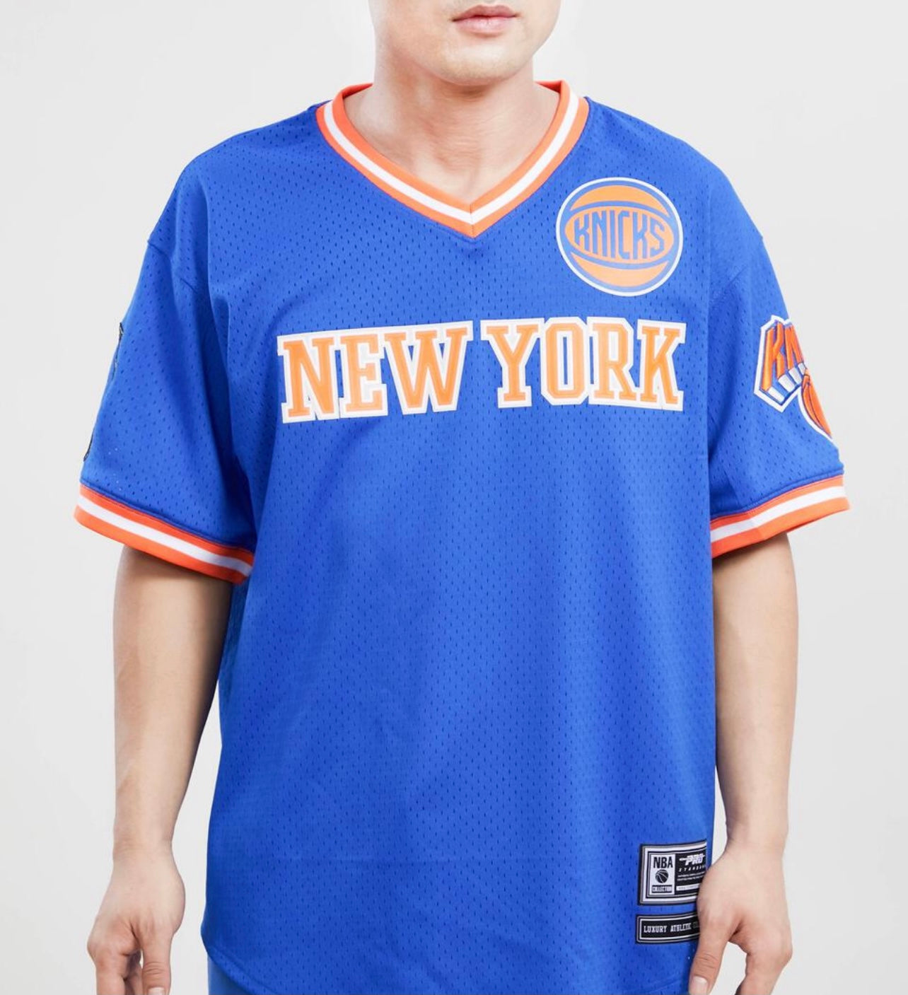 Pro Standard New York Knicks Mesh Shirt