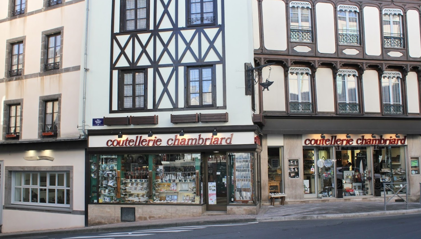 The 5 BEST Places to get kitchen knives in Thiers, France.