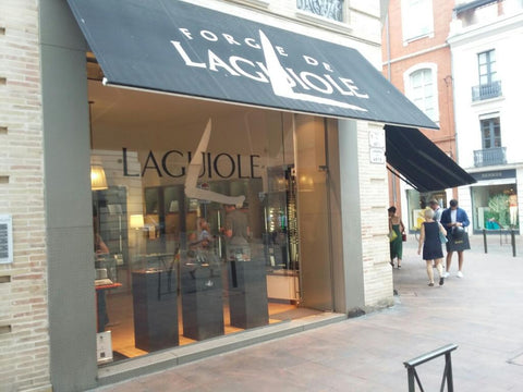 Spend 5 minutes and I'll share 5 of the best couteaux stores in Toulouse