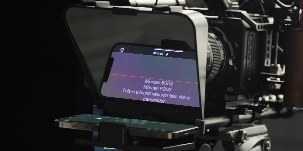 Moman MT1 is a portable teleprompter for phone podcasting, recording, live streaming, and other activities