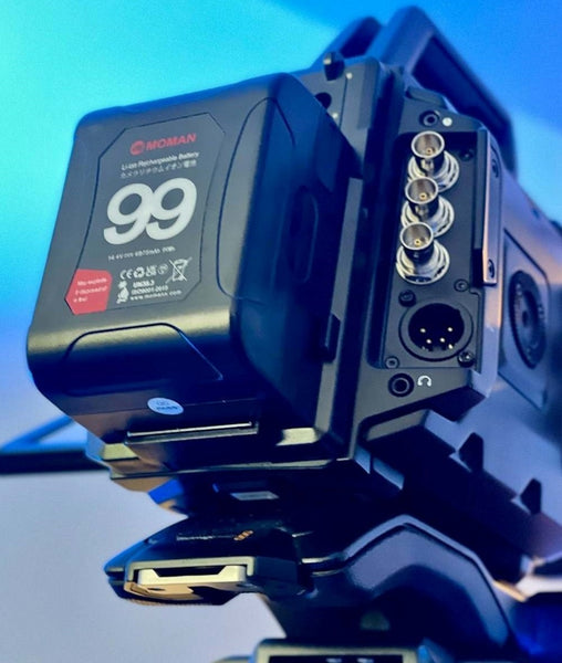 Batteria agli ioni di litio con attacco V di facile e rapida installazione e montaggio stabile