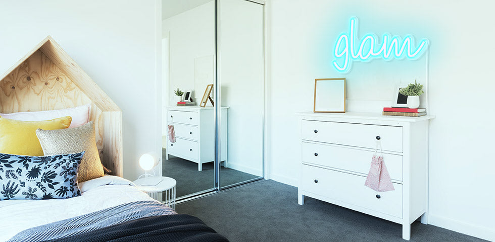 glow neon sign