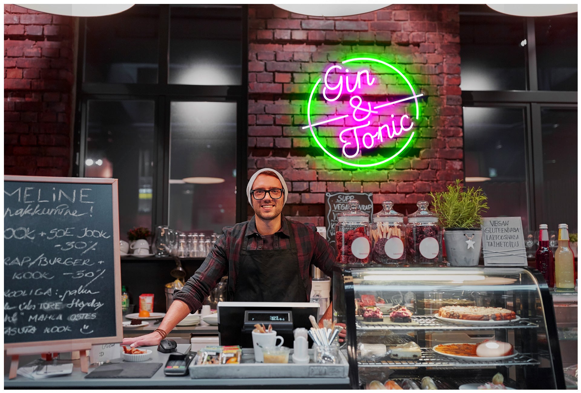 Personalised Gin & Tonic neon bar sign