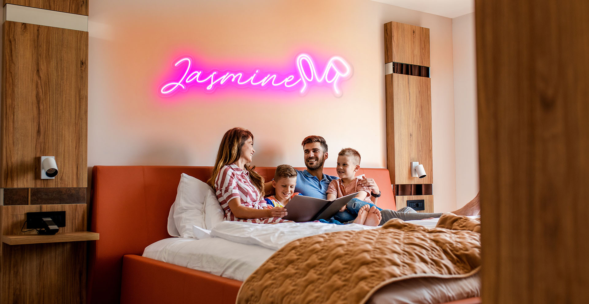 custom name neon sign