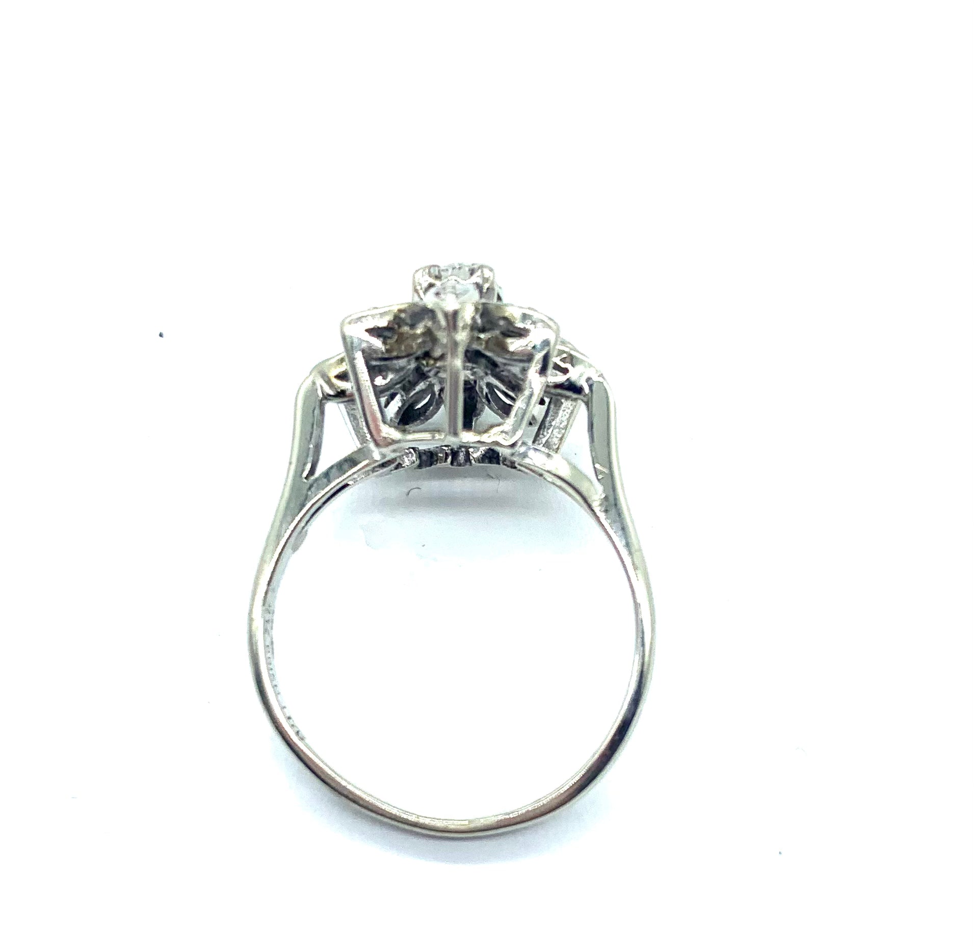 Diamond Flower Fashion Ring