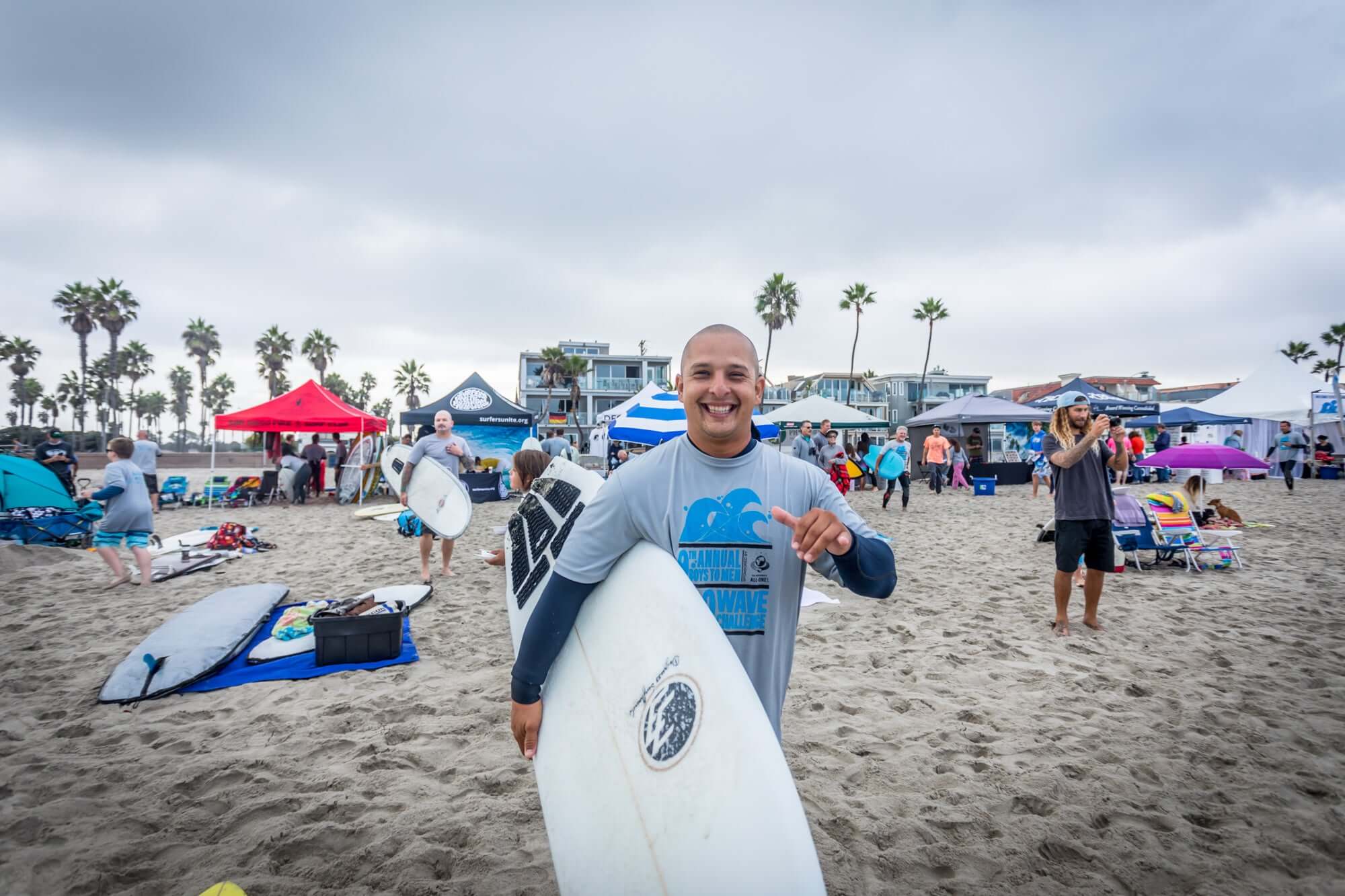 surfing water bottle