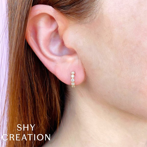 Shy Creation Diamond Crown Setting Huggie Earrings