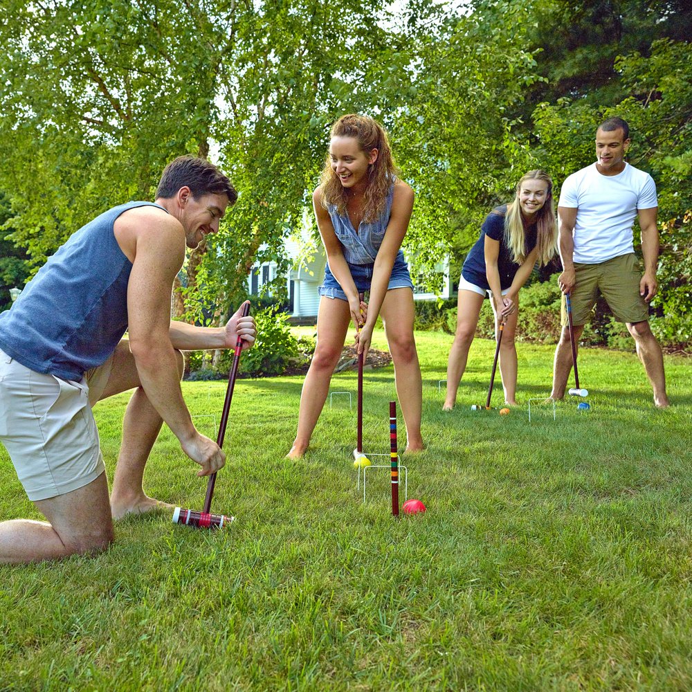 Croquet Set - Includes 4 Croquet Wood Mallets, 4 All Weather Balls, 2 Wood Stakes and 9 Metal Wickets - Classic Family Outdoor Game - Starter Set