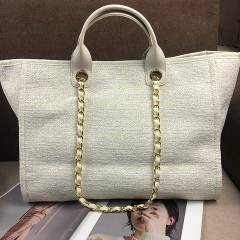 Chanel ハンドバック ドーヴィル トート シャネル トートバッグ 大容量 レディース バッグ ホワイト シャネルストア Chanel ハンドバック ドーヴィル トート シャネル トートバッグ 大容量 レディース バッグ ホワイト シャネルストア