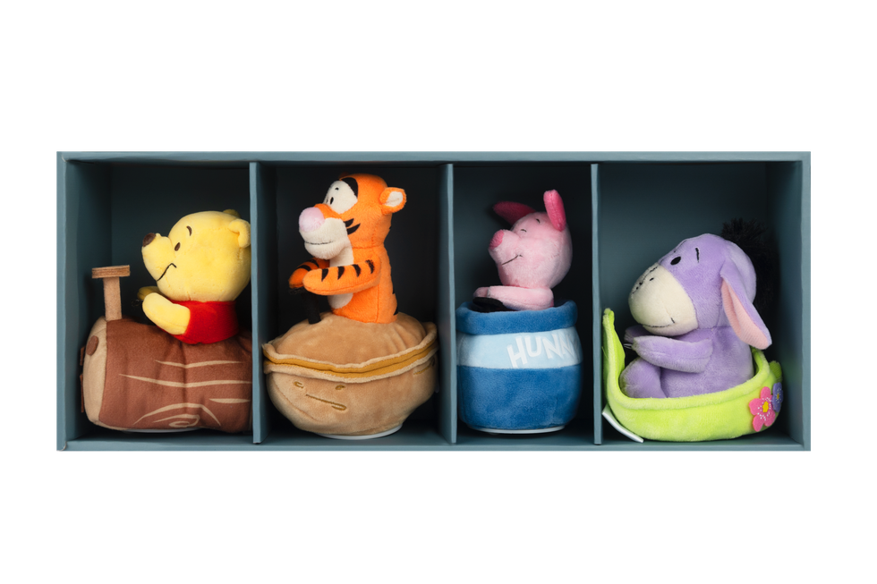 Disney Winnie The Pooh Tiggers Family Mart Taiwan Limited Plush Doll Pull Back Car Figure Set