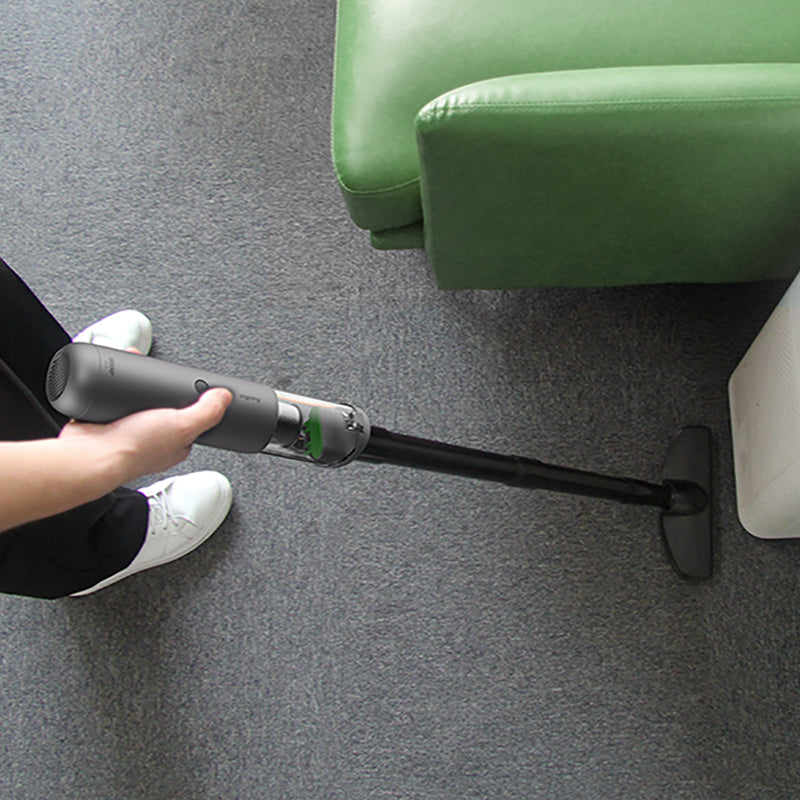 Equipped with several replacement heads, the AutoBot VXmax meets all of your cleaning demands.