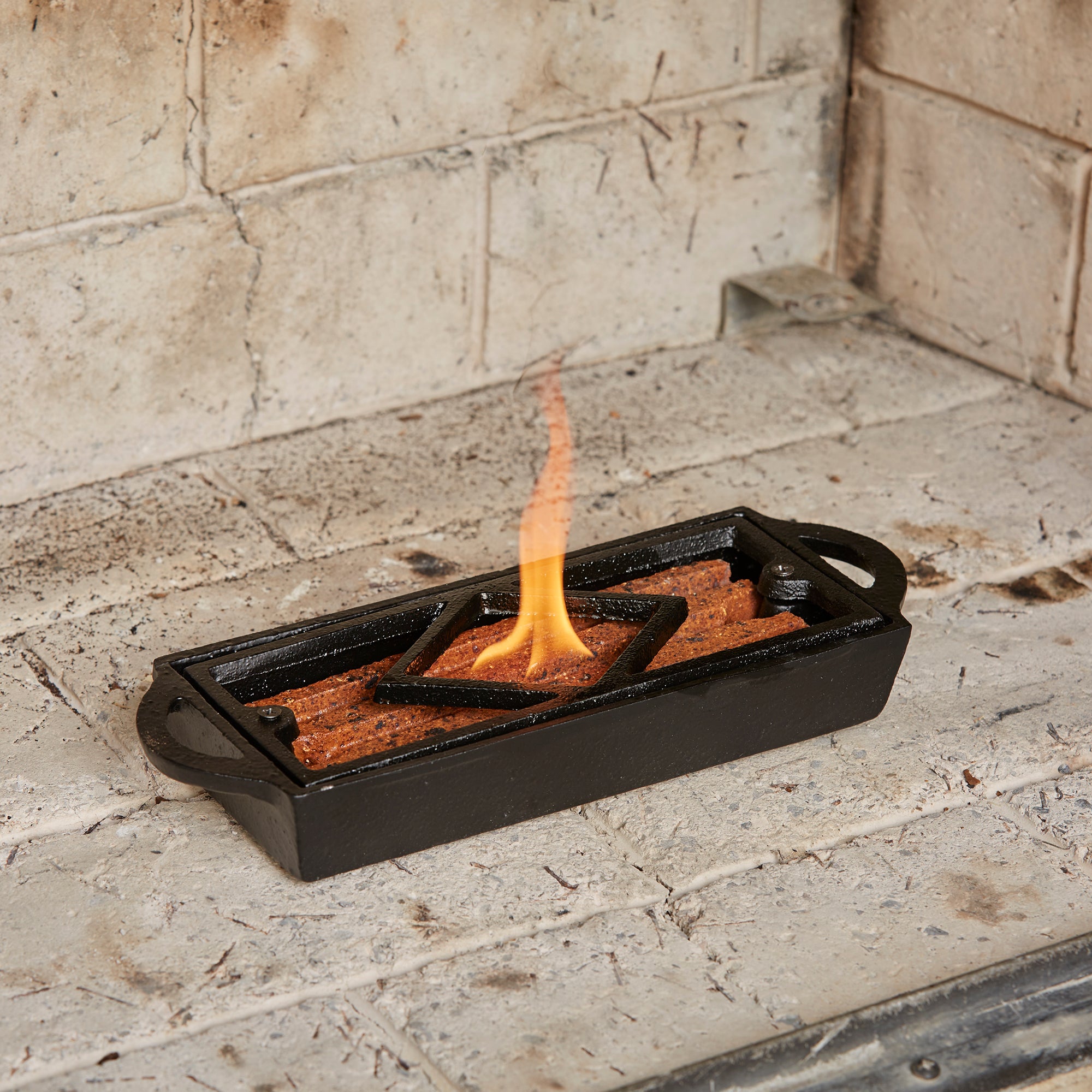 UniFlame Cast Iron Firestarter Tray