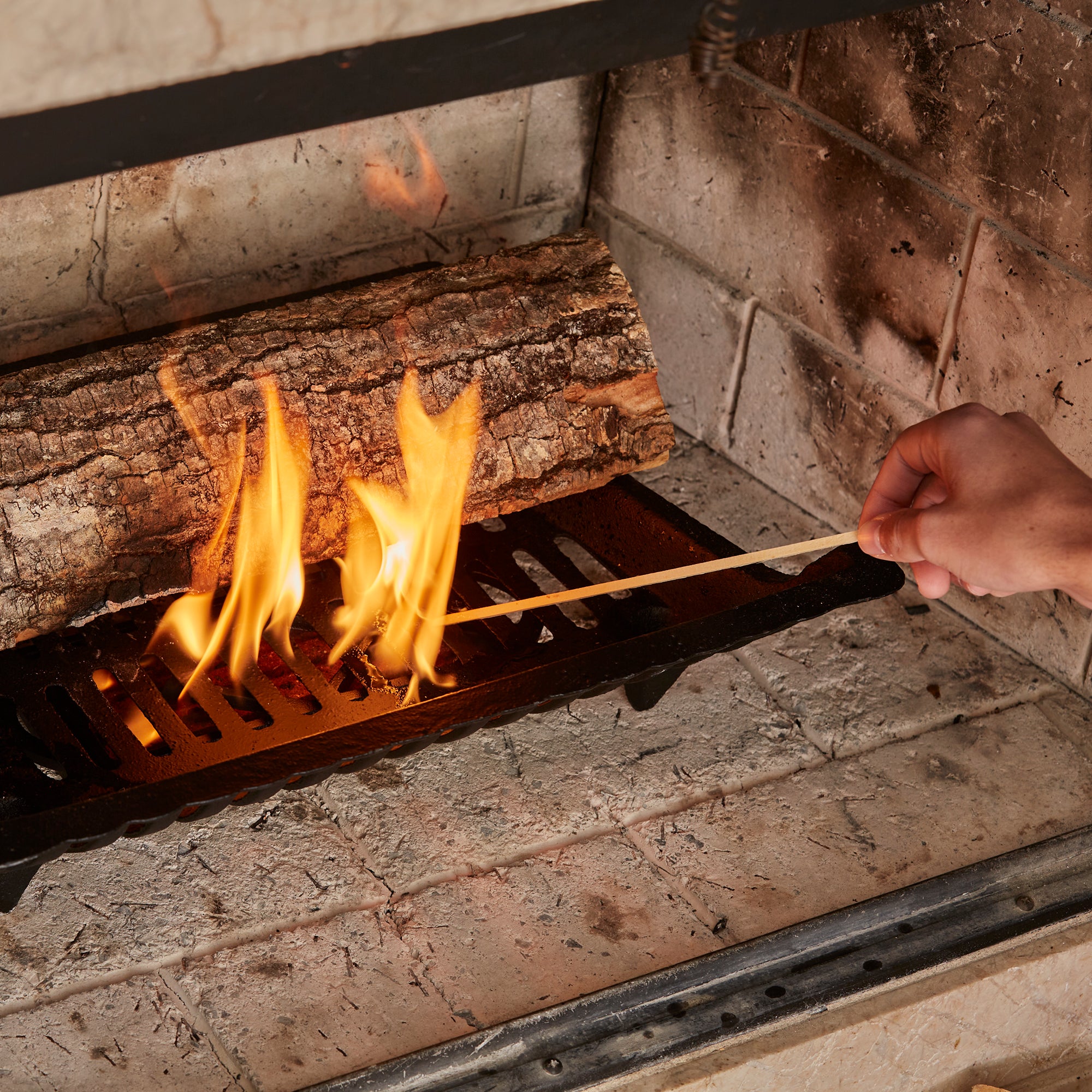 UniFlame Cast Iron Firestarter Tray