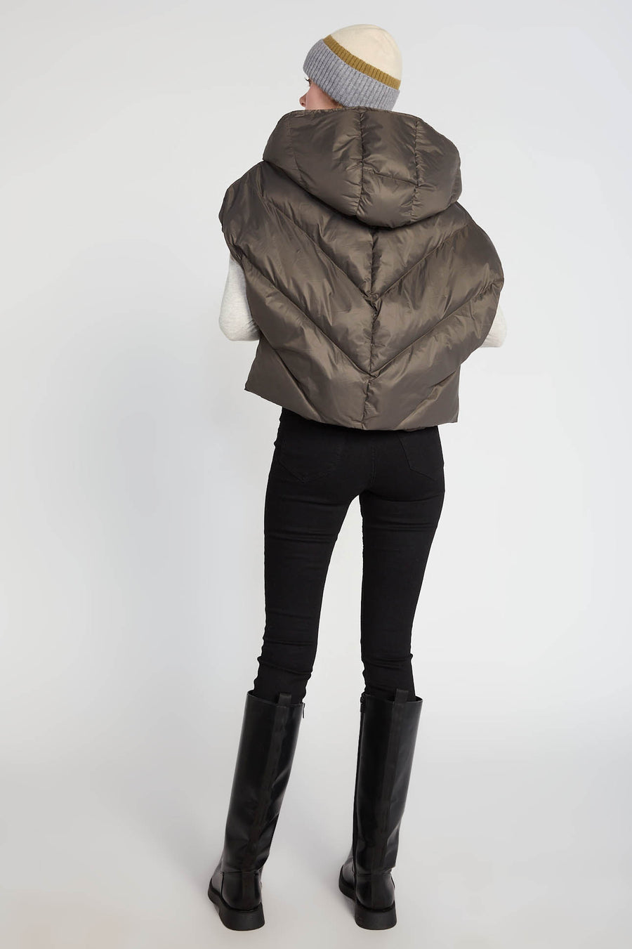 Look By M Batwing Puffer Vest SM850