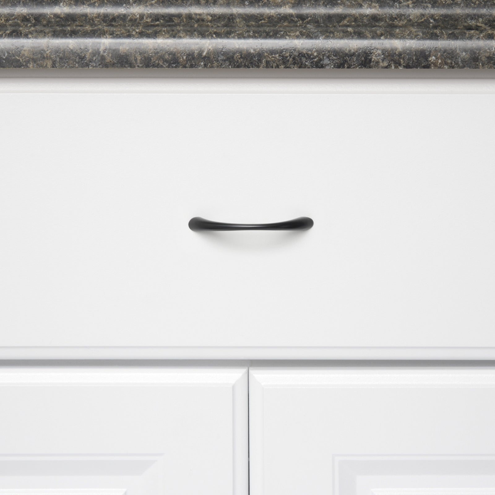 South Main Hardware Tapered Bow Cabinet Handle, 3