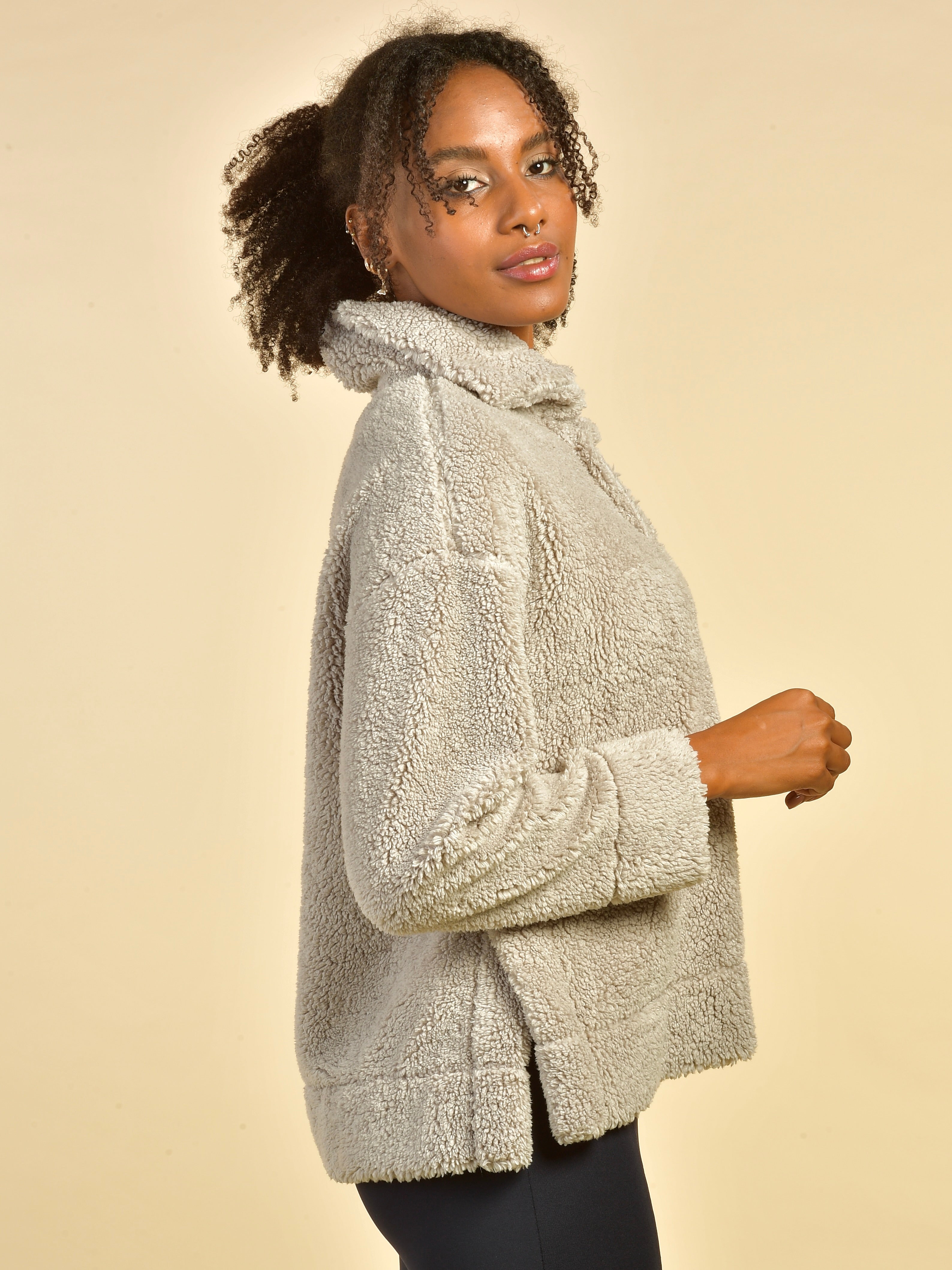 Livvy - Snap-Front Sherpa Pullover