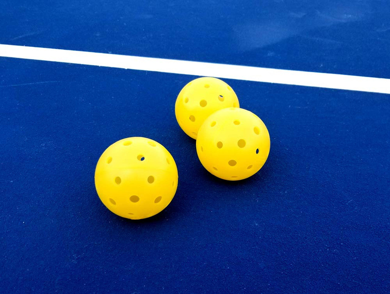 Tourna Strike Outdoor Pickleballs (6 PACK)