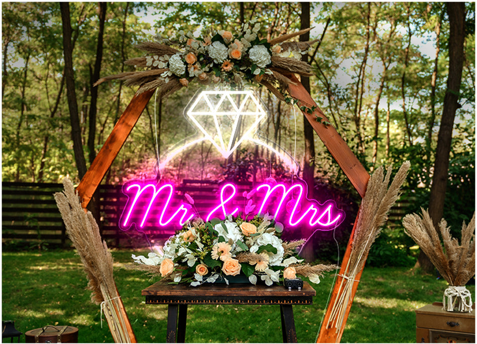 Mr & Mrs diamond neon sign