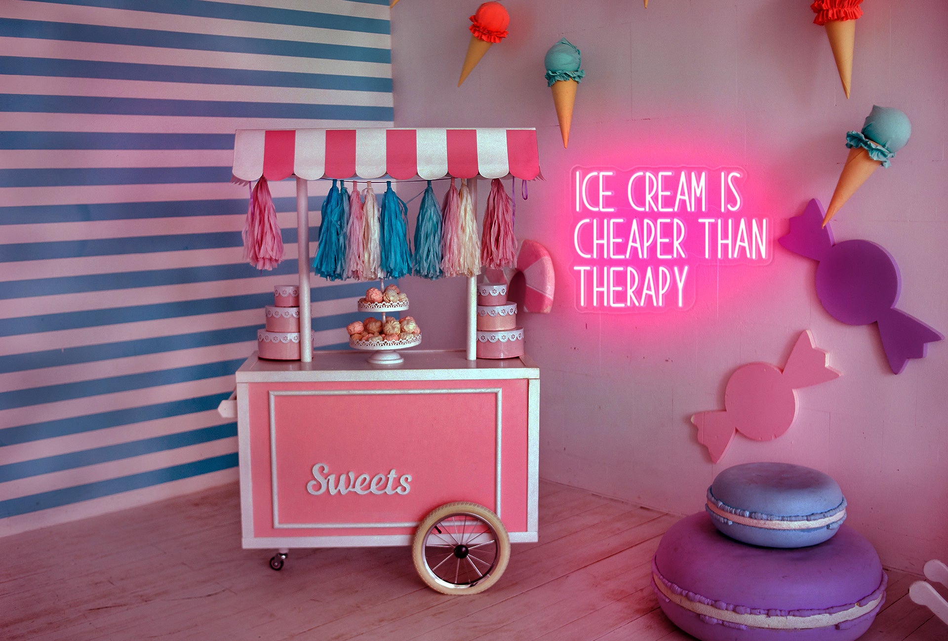 Ice cream is cheaper than therapy Neon light