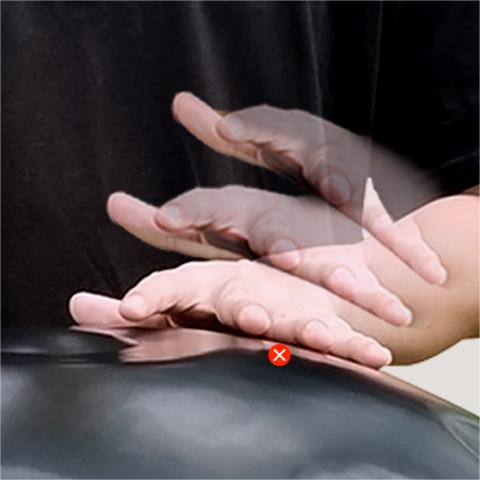 Learn handpan-Illustration of Incorrect Hand Gestures While Playing the Handpan_800x800px