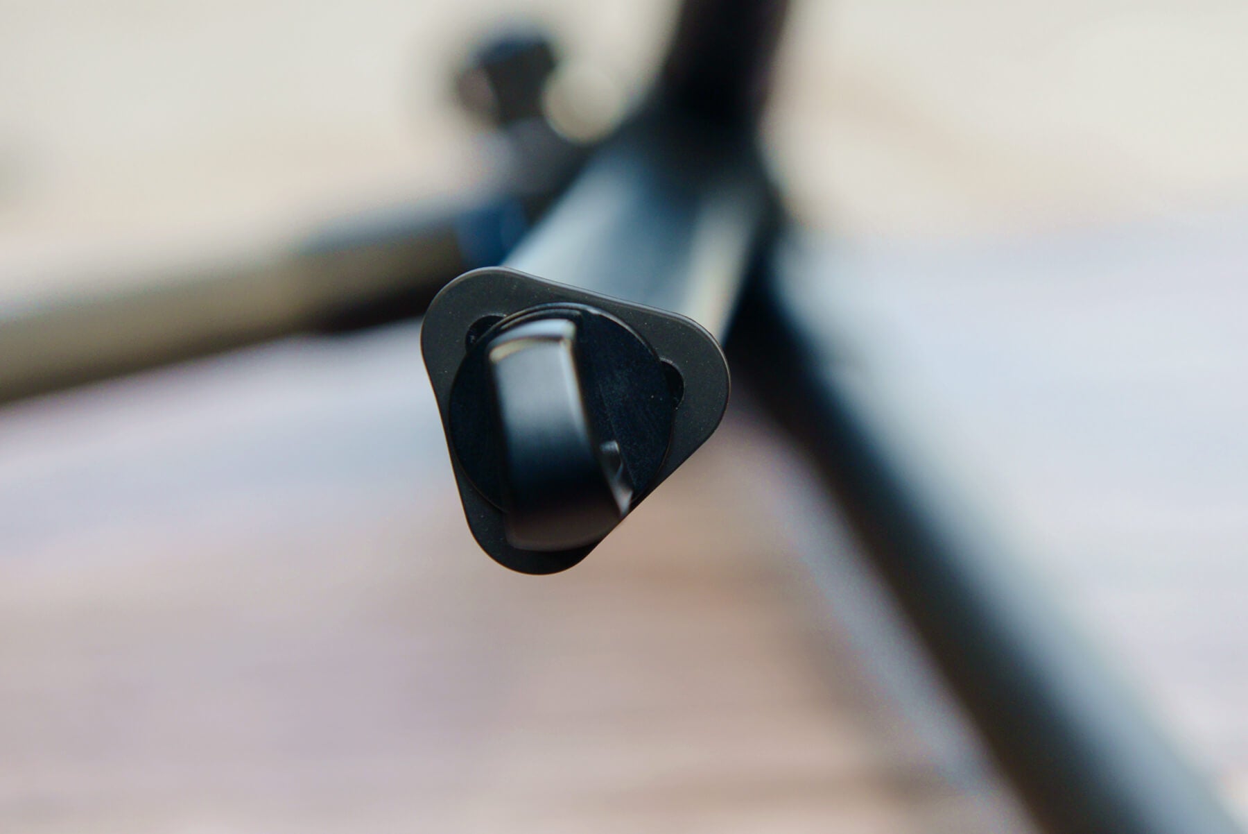 حامل ثلاثي SIRUI ST-124