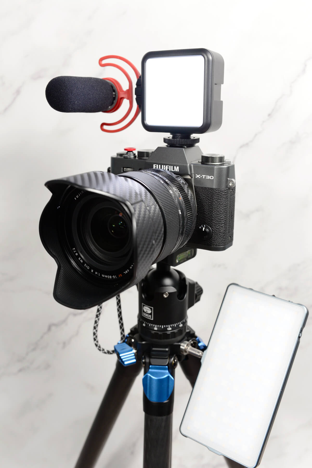 حامل ثلاثي SIRUI ST-124