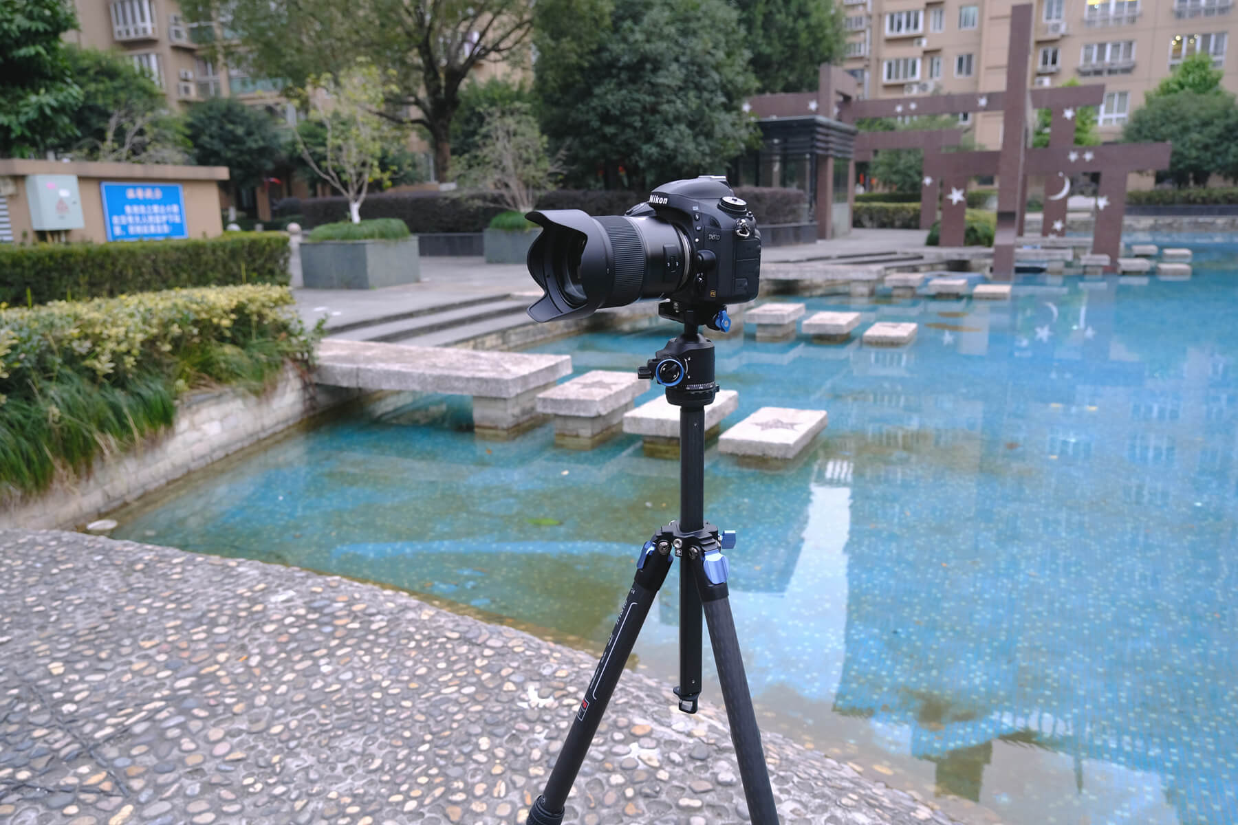 حامل ثلاثي SIRUI ST-124