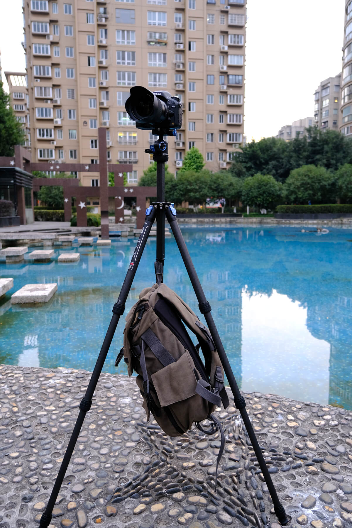 حامل ثلاثي SIRUI ST-124