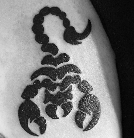 tribal scorpion tattoo design