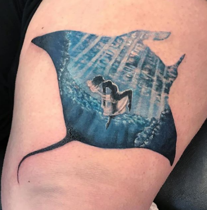 blue ocean woman portrait manta ray tattoo