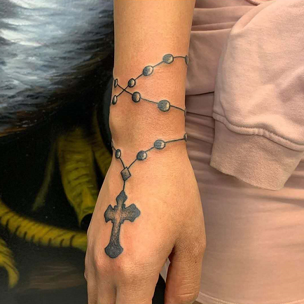 18 Rosary Tattoos Around Neck