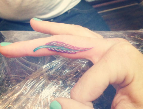 feather finger tattoo for men and women