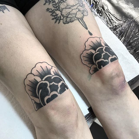 floral knee tattoo