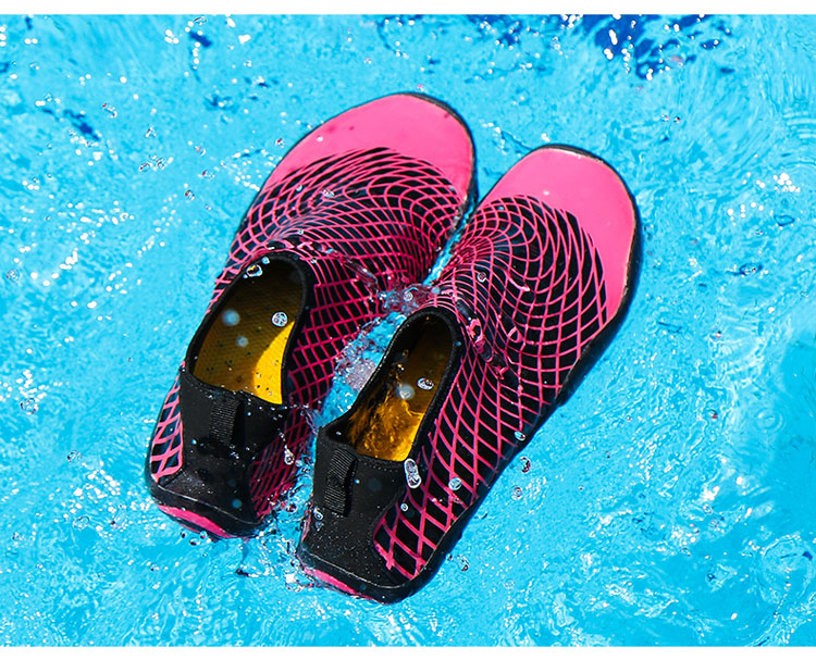 Diving shoes