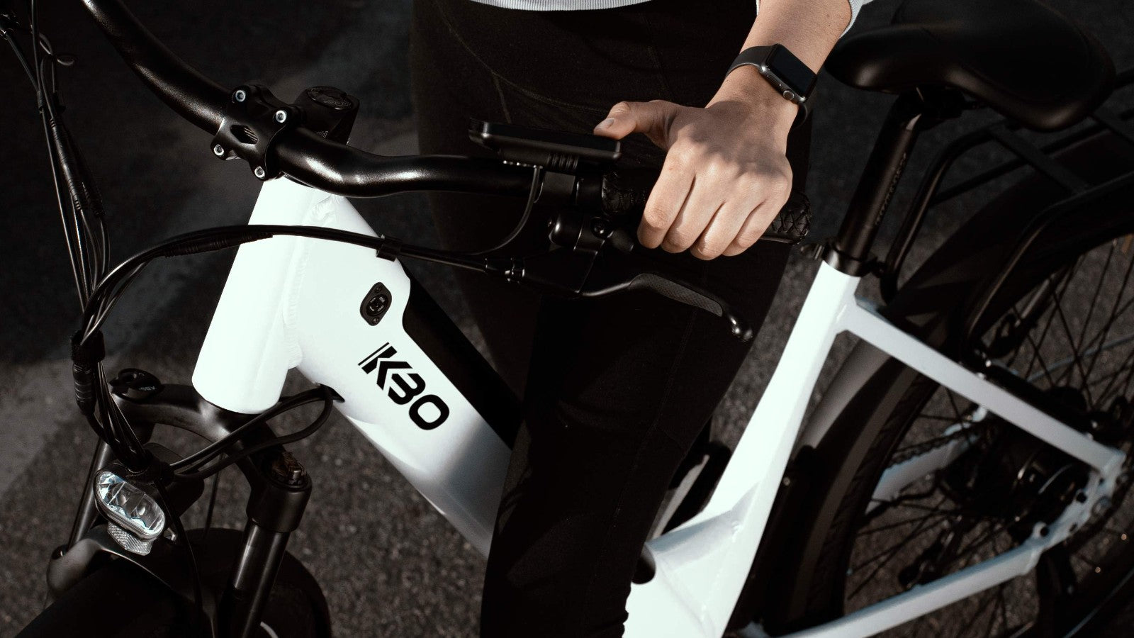 KBO Breeze step thru electric bike