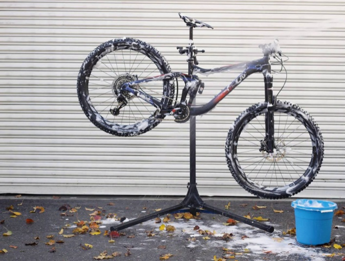 How To Clean An E-Bike-1