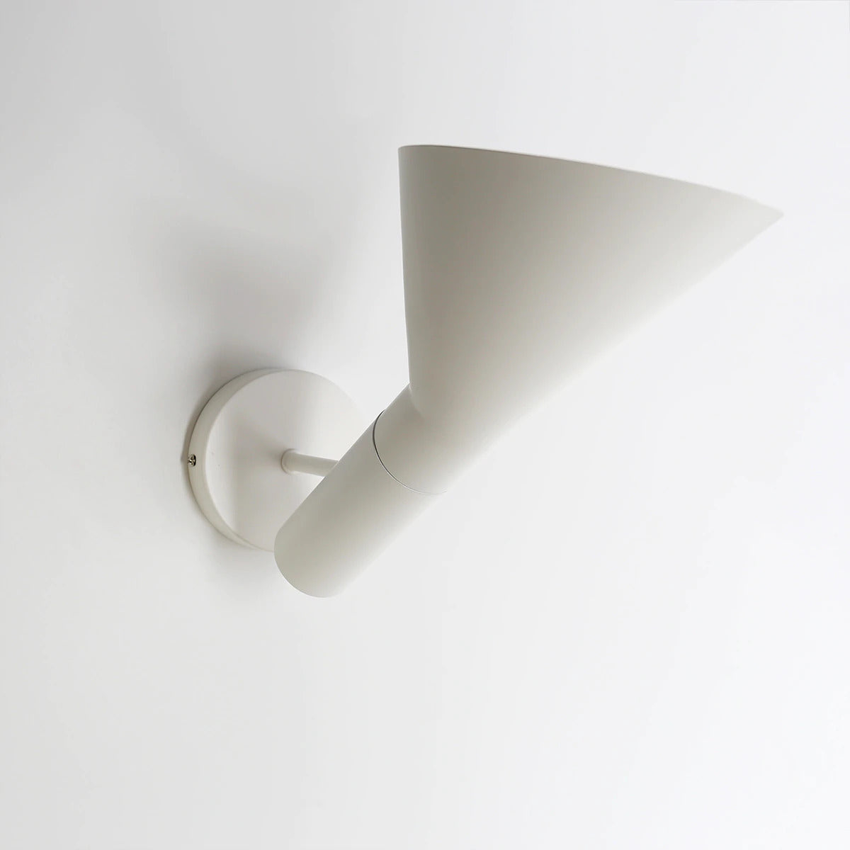 Modern Minimalist - Wall Lamp