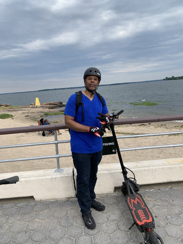 ips For Safe Summer Rides With Electric Scooter-pics